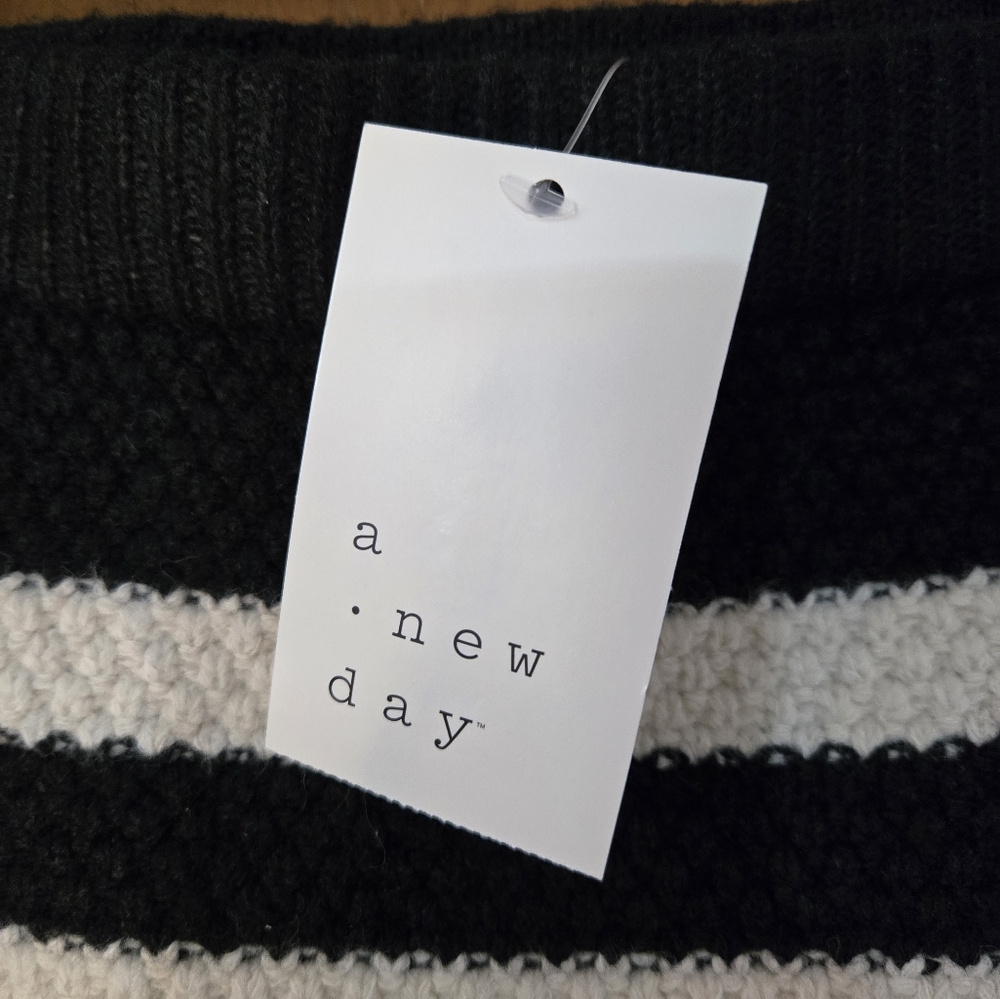 NWT, A New Day, Black and White Striped Skirt XXL. - Picture 5 of 6
